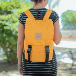 Mochila UNRaf Amarilla