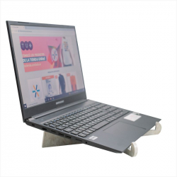 Base para notebook de plástico reciclado